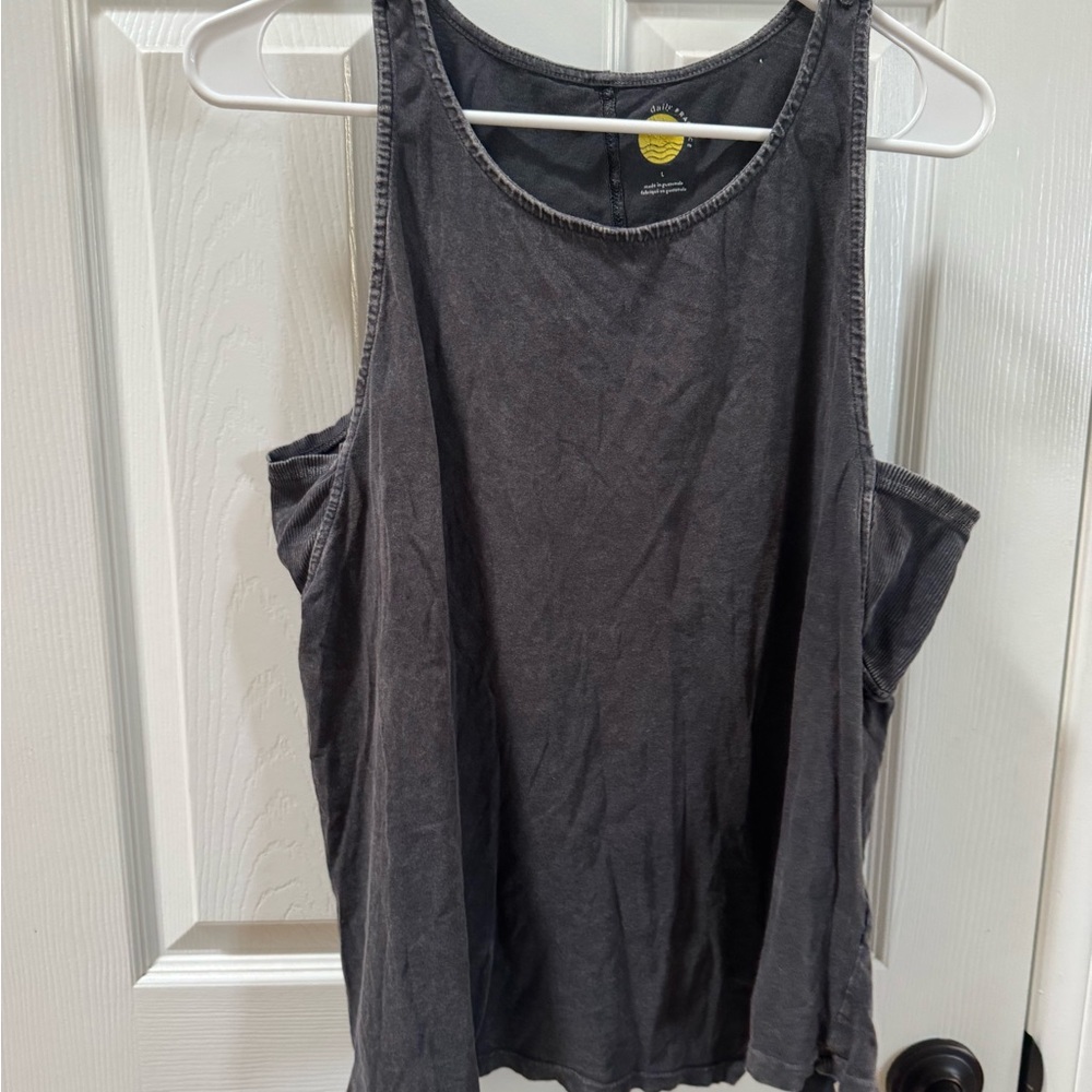Daily practice by Anthropologie women's distressed Charcoal Tank Top